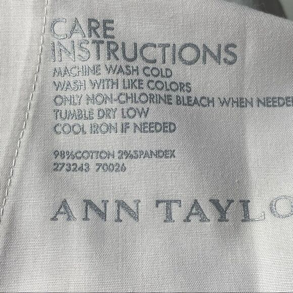 Ann Taylor | Cream Shorts - Picture 5 of 5
